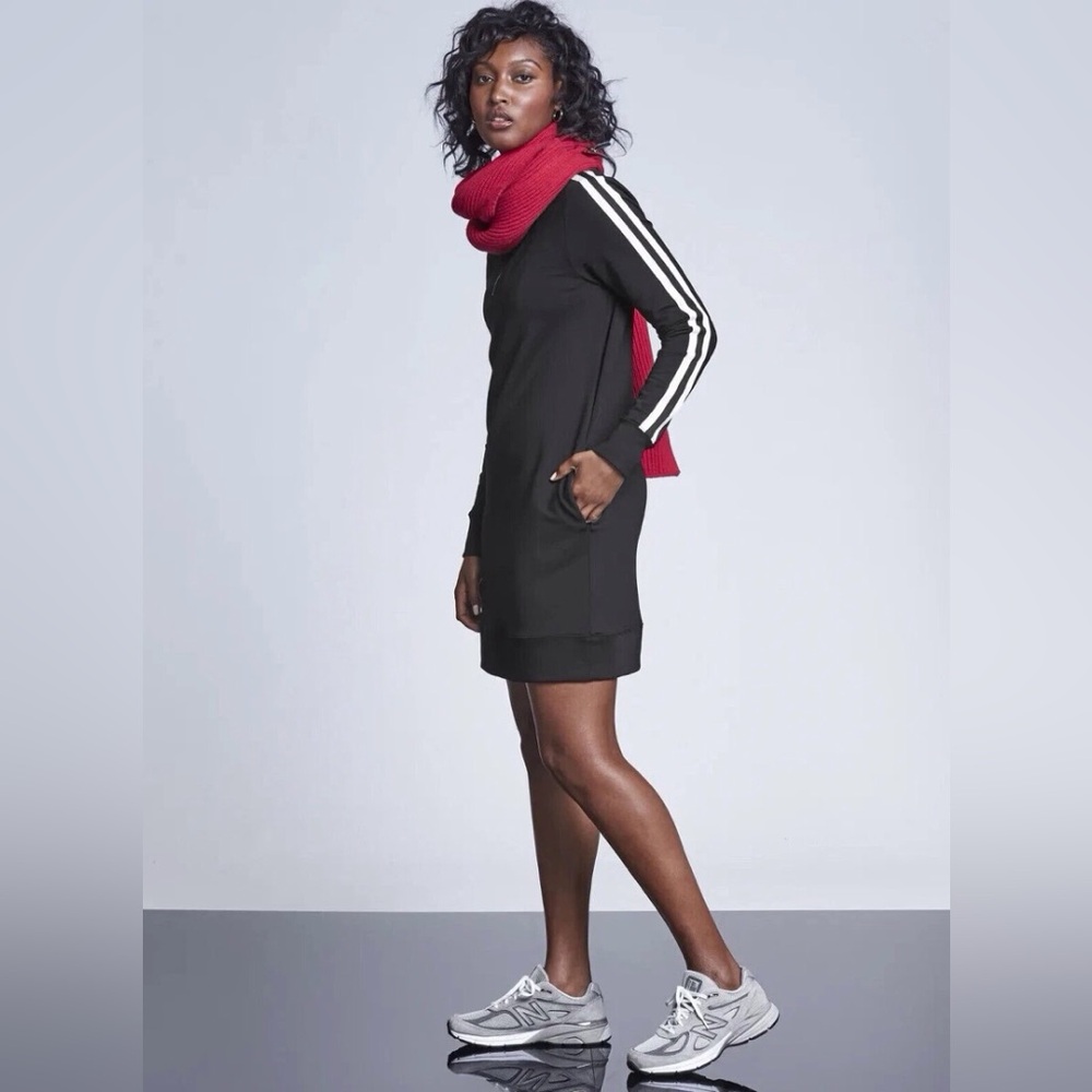 NWT Athleta Circa Track Dress Medium Black White Zip